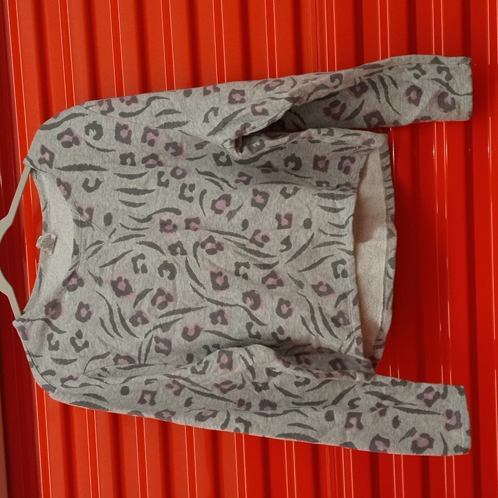 Pullover Sweater Size Medium